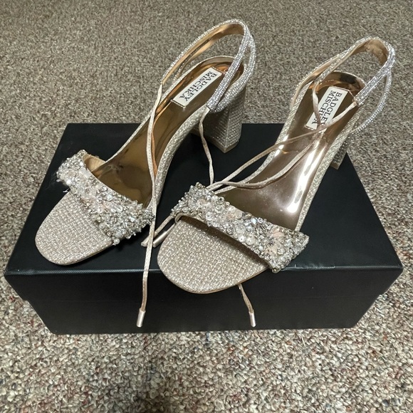 Badgely Mischka Jeweled Kay Heel in Pale Gold - Picture 5 of 12